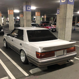 クラウンセダン JZS131