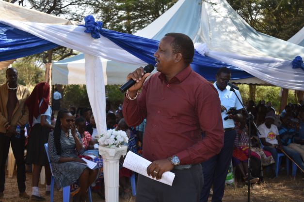 Kajiado South MP Parashina Sakimba speaking at Kimana Girls Secondary School on Saturday.