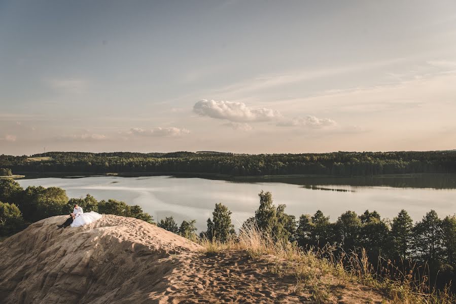 Wedding photographer Jakub Ćwiklewski (jakubcwiklewski). Photo of 25 October 2015