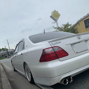 クラウンロイヤル GRS182