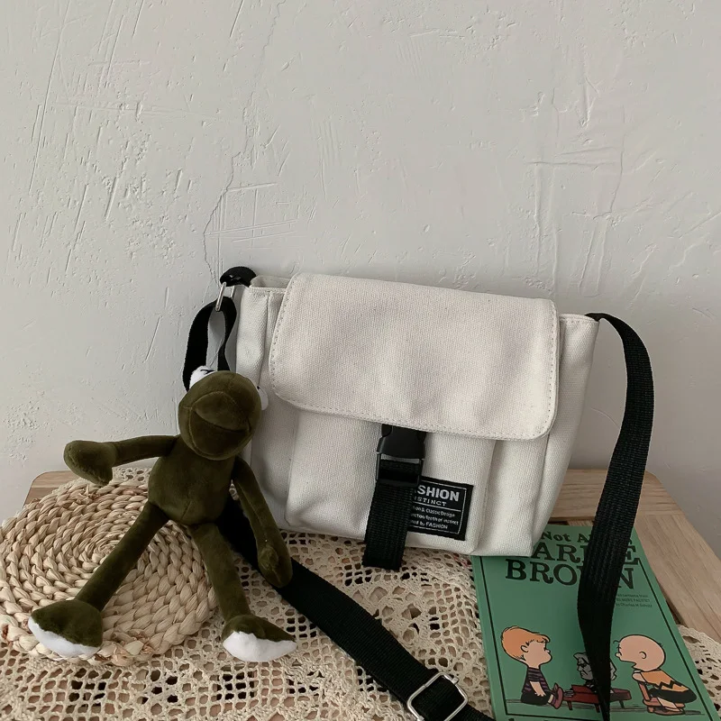Literair Kleine Messenger Bag Hong Kong Trend Heren en Dames. De perfecte tas voor boeken, dagelijks gebruik en een trendy look.