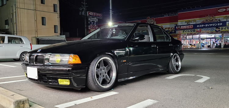 BMW E36 3シリーズ セダン ミニチャンプス カスタム シュニッツァー