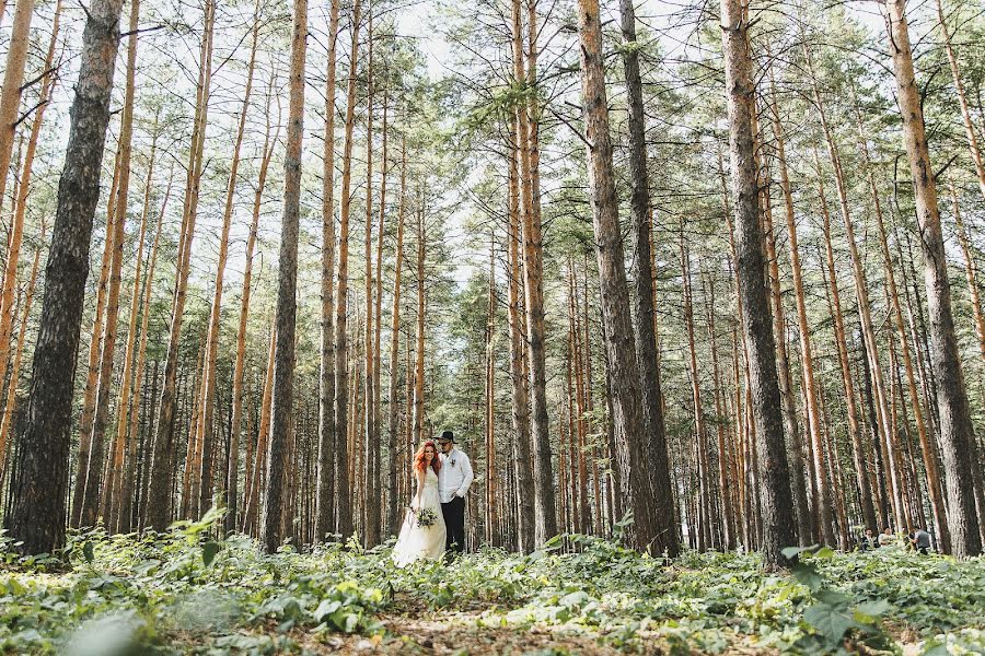 Fotógrafo de casamento Anna Pticyna (keepmomentsru). Foto de 21 de dezembro 2018