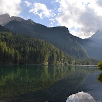 La natura riflette la propria bellezza. di 