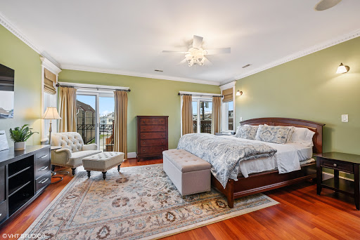 1731 Altgeld primary bedroom