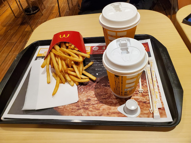トールカスタムのマックでコーヒータイム・愛車でおでかけに関するカスタム事例の投稿画像2枚目