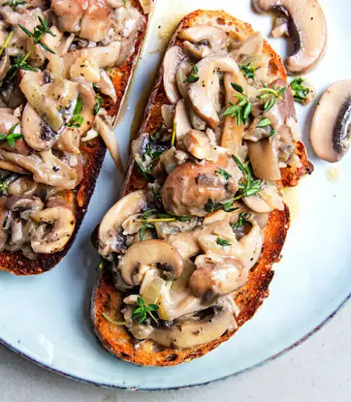 Mushroom, Corn & Cheesy Garlic Bread