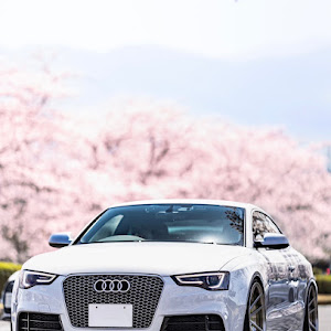 RS5 クーペ B8