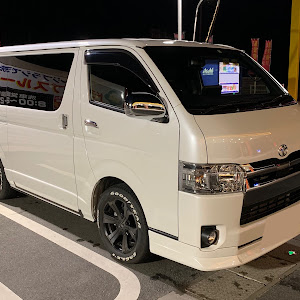 ハイエースバン