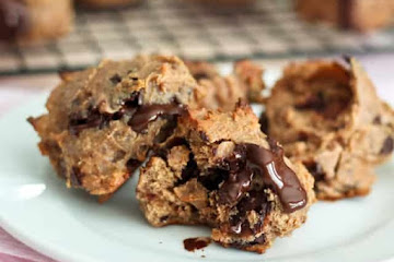 Grain Free Hazelnut Butter and Chocolate Chunks Cookies