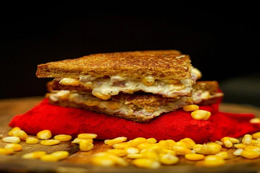 Corn And Cheese Sandwich [4 Pcs]