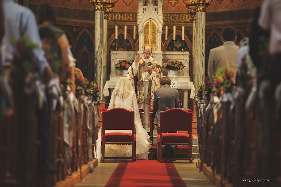 Fotógrafo de casamento Yurii Holiak (golyak). Foto de 22 de dezembro 2013