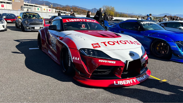 マークX G'sのジーアール86さんが投稿したカスタム事例の投稿画像9枚目