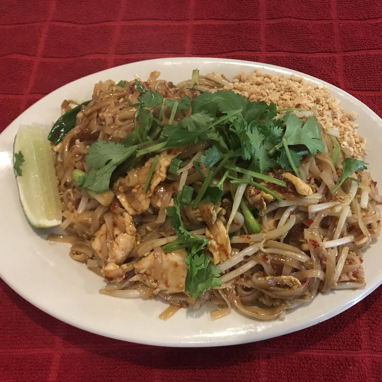 Pad Thai Garden Thai Restaurant In West Des Moines