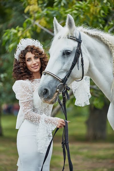 Fotografo di matrimoni Dmitriy Emec (yemets). Foto del 23 gennaio 2023