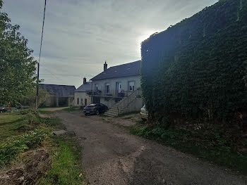 maison à Lurcy-le-Bourg (58)