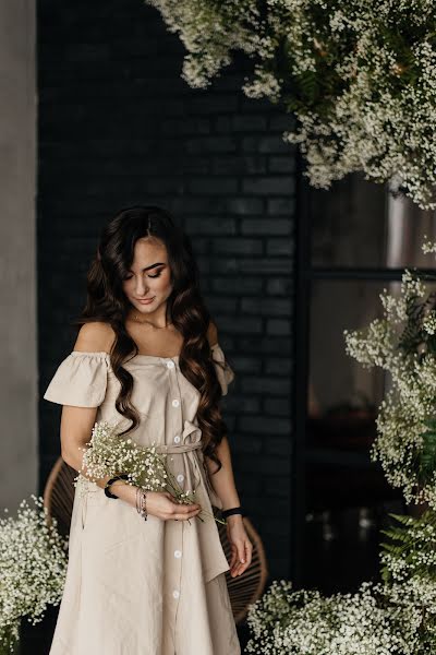 Wedding photographer Alena Krivosheeva (alenkabu). Photo of 12 March 2022