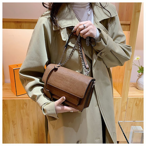 Title 30, Summer New Small Square Messenger Bag, perfect ...