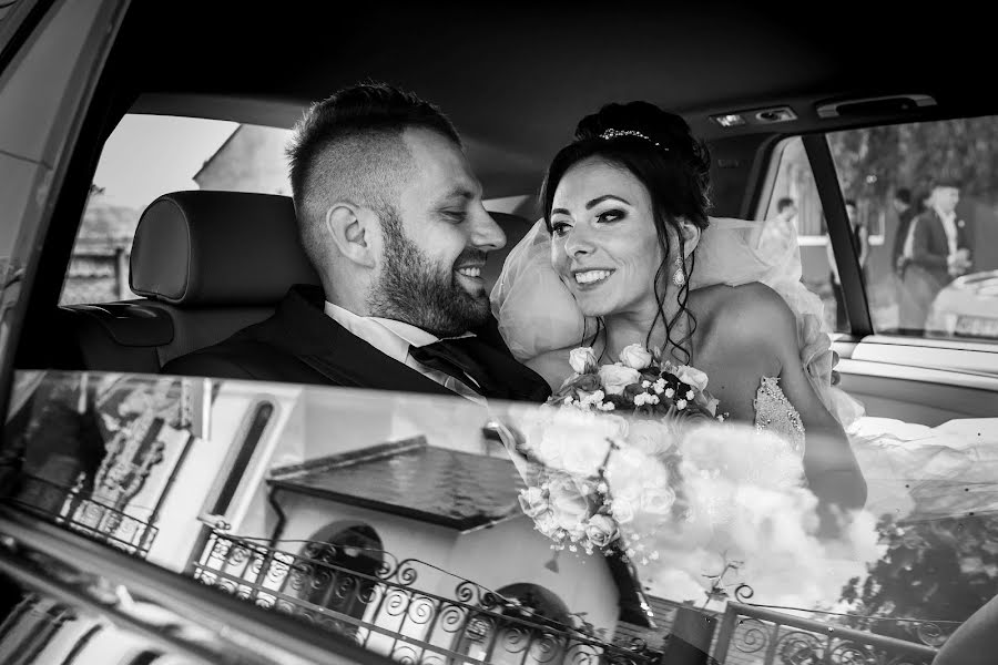 Fotografo di matrimoni Dan Atrejei (adastories). Foto del 4 marzo 2019