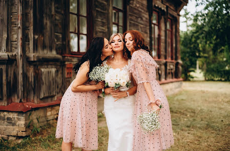 Fotógrafo de casamento Vladislava Gromenko (vladagromenko). Foto de 21 de março 2021