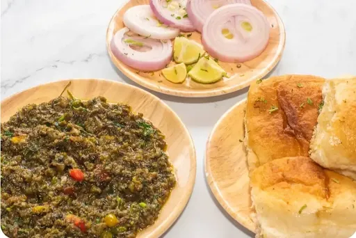 Mutton Keema Fried Ghotala Pav