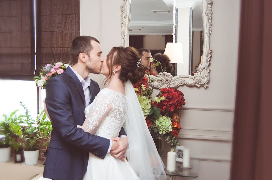 Fotógrafo de casamento Maksim Chechelev (maxmeis). Foto de 19 de janeiro 2019