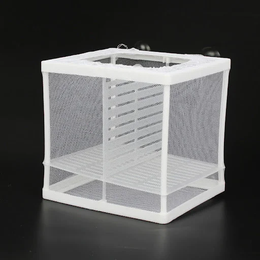 Fish Breeding Breeder Box Baby Fish Hatchery Isolation Net Fish Tank Isolator Incubator Box Hanging Aquarium Accessory S