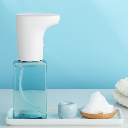 Title 4, Automatic induction foam soap dispenser. Touchl...
