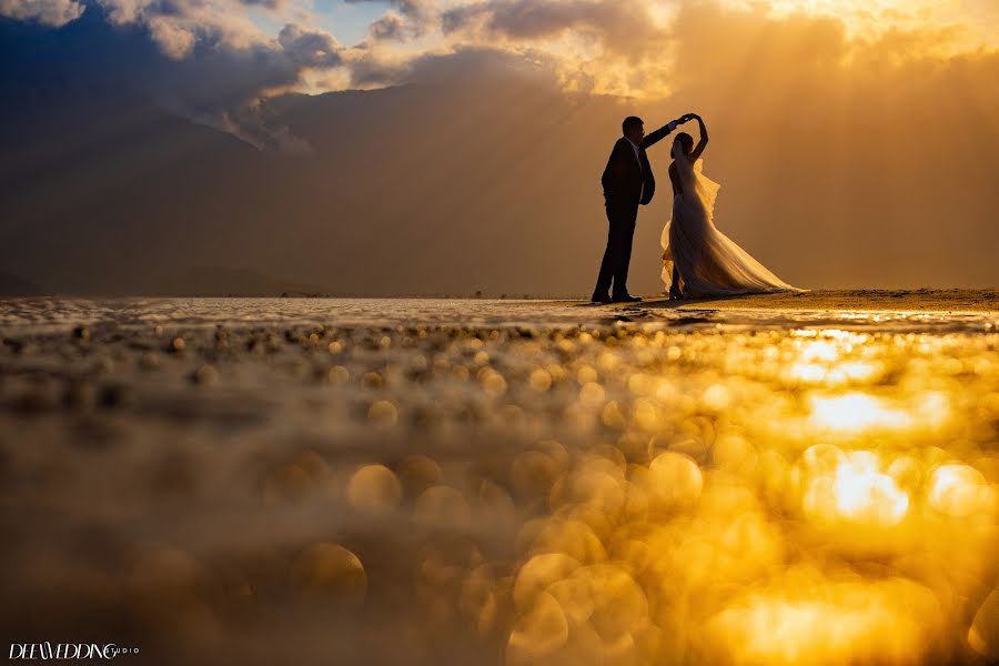 Fotógrafo de casamento Nhat Hoang (nhathoang). Foto de 8 de março 2023