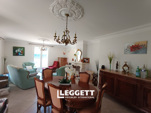 Luxury property for sale in Val de Louyre et Caudeau (24380) with terrace