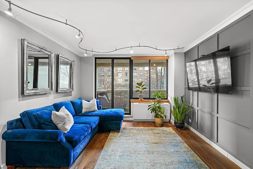 Apartment with terrace 2