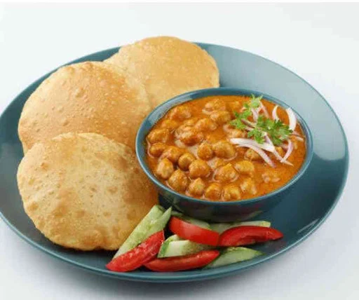 Chole Puri [6 Puri] Home Style Cooking With Medium Spices