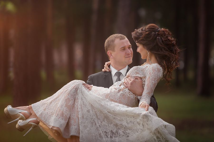 Весільний фотограф Татьяна Полякова (tmpolyakova). Фотографія від 10 червня 2016