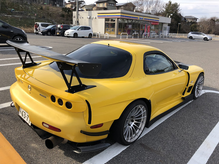 RX-7の暇人の極みに関するカスタム事例の投稿画像3枚目