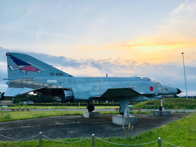 アベンシスワゴンの正面写真・千葉県・正面撮り・ネタが無いです・F-4ファントムに関するカスタム事例の投稿画像10枚目