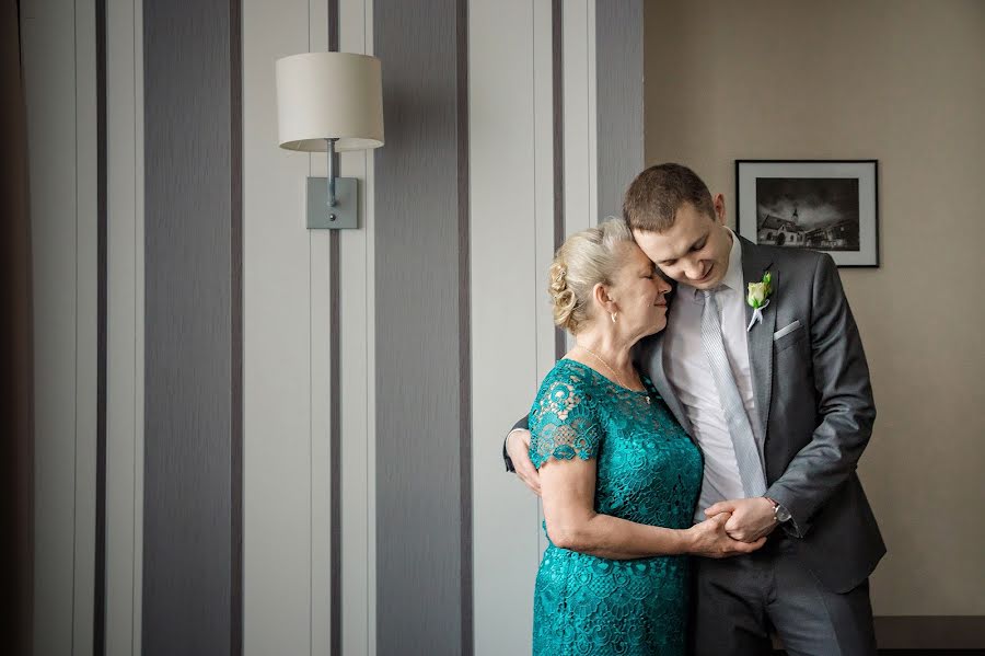 शादी का फोटोग्राफर Nikolay Shvecov (rncp)। अप्रैल 8 2016 का फोटो