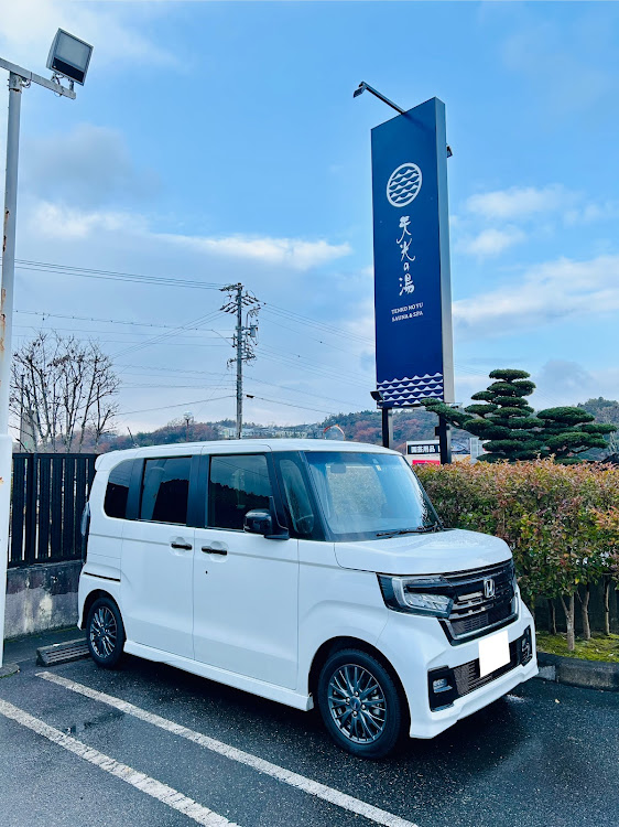 M2 クーペのいつもイイネ&コメントありがとうございます🙇‍♂️・今年の♨️湯けむり〜納めは天光の湯🤣🥰・🎍来年も宜しくお願い申し上げます🙇🤣に関するカスタム事例の投稿画像1枚目