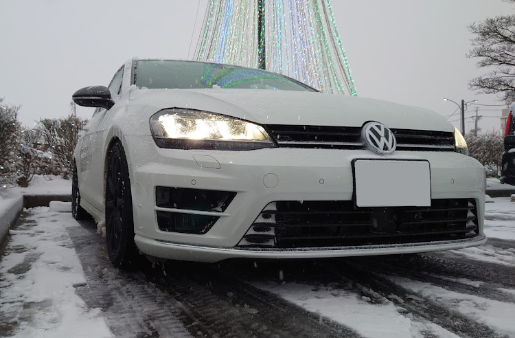 ゴルフ R ヴァリアントの燃費悪いところ以外最高の車・1月もよろしくお願いします・チョコレート・雪に関するカスタム事例の投稿画像5枚目