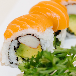 Red California Roll (8 Pieces)