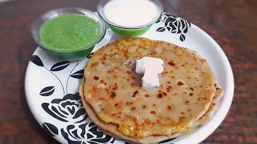 2 Aloo Pyaz Paratha