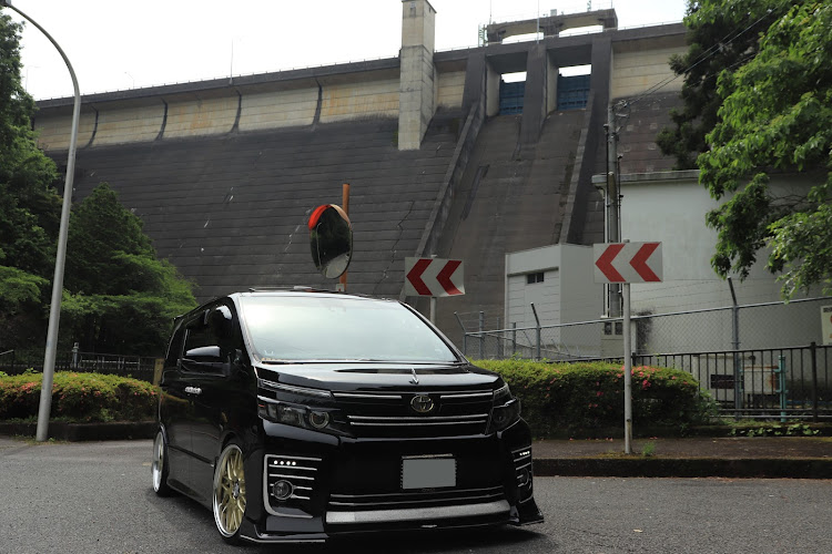 ヴォクシーのカメ活ドライブ・梅雨入り・紫陽花撮りたい・早朝活・夜ドライブに関するカスタム事例の投稿画像6枚目