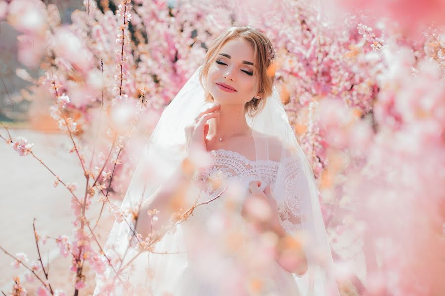 Fotógrafo de bodas Ronichka Necheporuk (nikiphoto). Foto del 13 de junio 2018