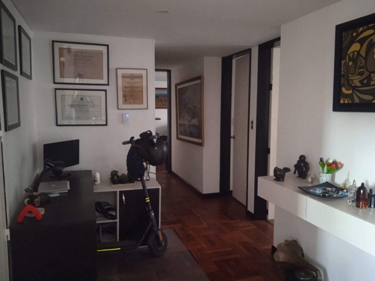 Apartamento En Venta - Los Rosales, Bogota