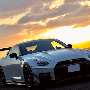 NISSAN GT-R R35