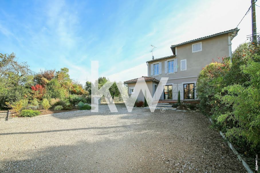 Vente maison 8 pièces 225 m² à Lavaur (81500), 540 000 €