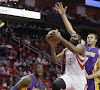 VIDEO: Rockets knallen weerloze Lakers op een hoopje