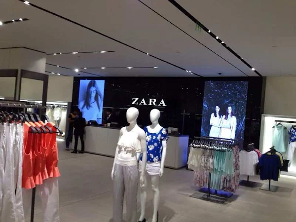 Zara photo 