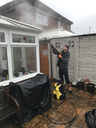 Gutter cleaning 