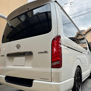ハイエースバン GDH201V