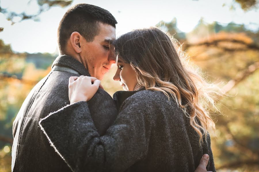 Wedding photographer Alena Rumyanceva (binary). Photo of 16 October 2017